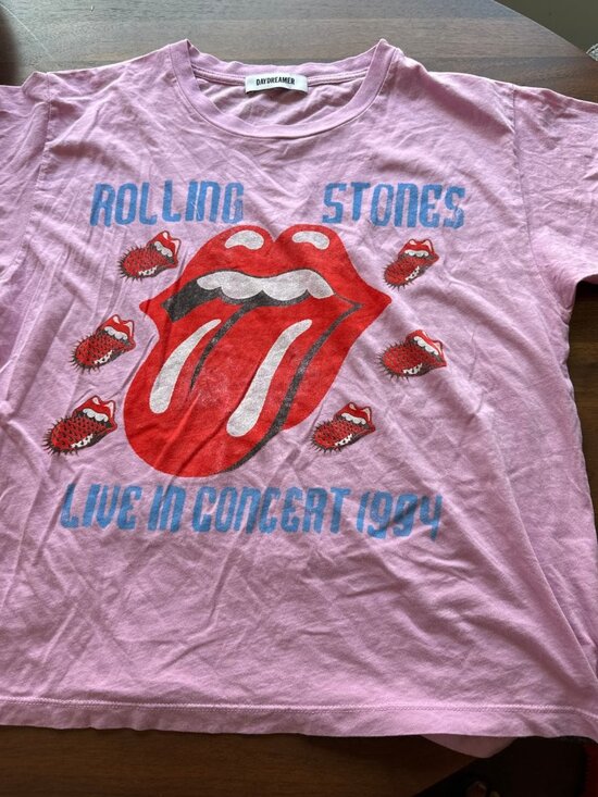 Daydreamer Tops - Rolling Stones Concert T-Shirt Size M